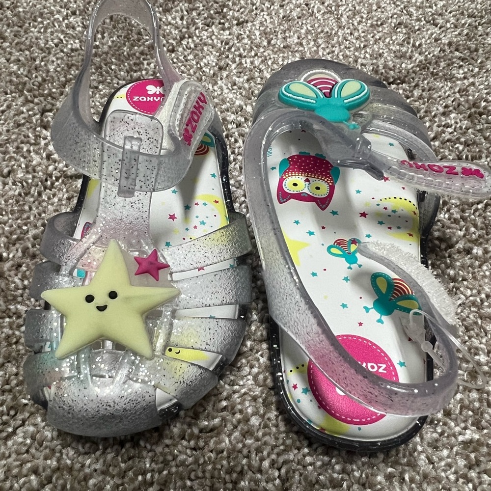 Glow in the dark Zaxy jelly sandals. Toddler 8.